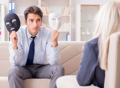 „Nem az én problémám, ha valakit megbántottam!” Kikotyogta módszereit egy diagnosztizált nárcisztikus a terapeutájának című cikk nyitóképe