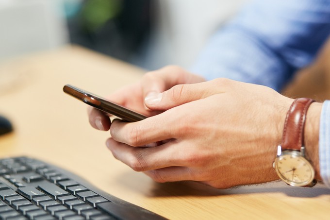 Az egyik diákom sokat hiányzik. Azt állítja, beteg. Felhívhatom a háziorvosát? Vakcinainfó - Az orvos válaszol című cikk nyitóképe