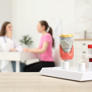Pajzsmirigy alulműködésem van de nem szeretnék gyógyszert szedni, mit tehetek? Az orvos válaszol című cikk nyitóképe
