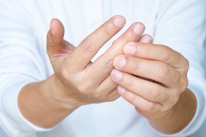 Zsibbad a mutatóujjam és a gyűrűsujjam legvége – hová forduljak? Az orvos válaszol című cikk nyitóképe