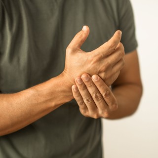 Azt hitte, csak túl sok üzenetet ír – ez volt Eric Dane ALS-ének első, alig észrevehető jele című cikk nyitóképe