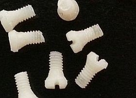 Sebészeti siker: rögzítőcsavarok - selyemből?