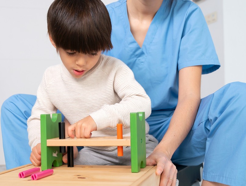 KórházSuli tartós betegségből gyógyuló gyerekek kiállítás