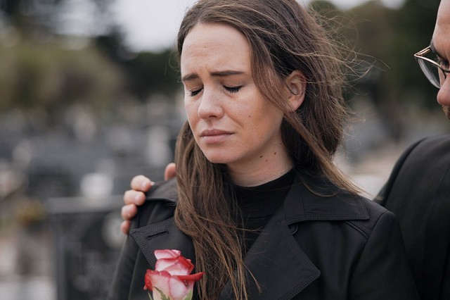 Amikor a gyász nem múlik el – így ismerhetjük fel, ha elakadtunk a feldolgozásban