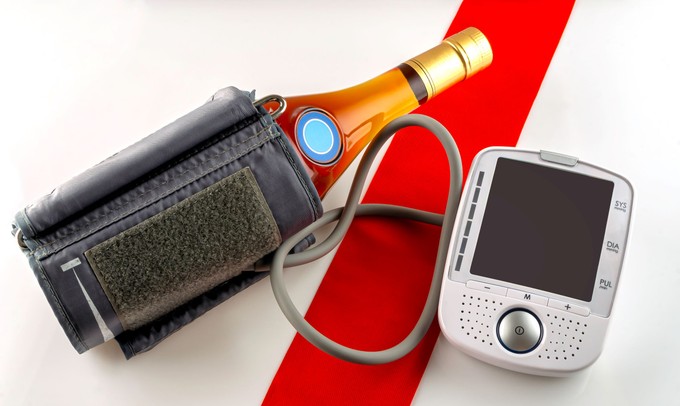 Az amerikai kardiológusok új vérnyomás-ajánlásokat adtak ki - intelmük az alkoholra is vonatkozik! című cikk nyitóképe