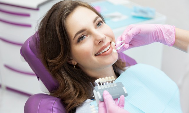 Mitől olyan veszélyesek az otthoni fogfehérítők?