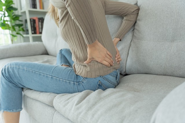 Mitől fáj a gerincünk? Ilyen, amikor csupán a rossz szokások állnak a fájdalom mögött