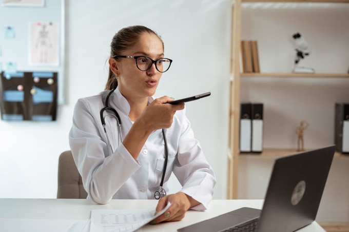 Elég lesz megszólalnia – a mesterséges intelligencia már a hangunk alapján kiszűrheti a rákot című cikk nyitóképe