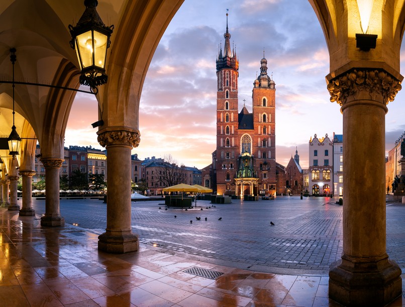 lengyelország, koronavírus, oltás, oltásellenes, covid