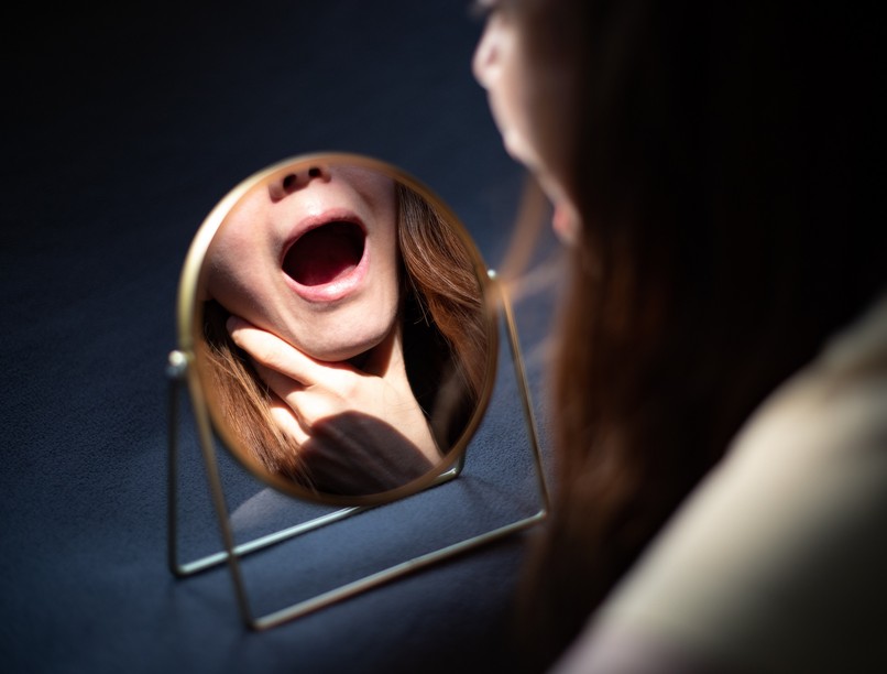 rekedt megfázás oka pajzsmirigy