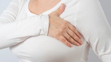 Ezért fáj, feszül a mell menstruáció előtt című cikk nyitóképe