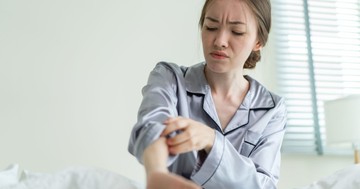 Mitől viszket a bőröm, és miért kínoz éjszaka erősebben?