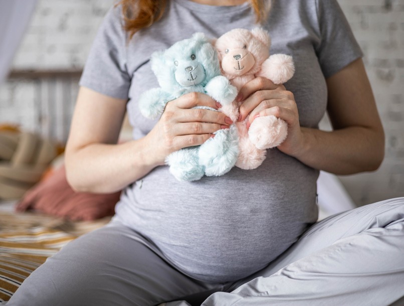 anyaméh, csecsemő, ikrek, ritka terhesség