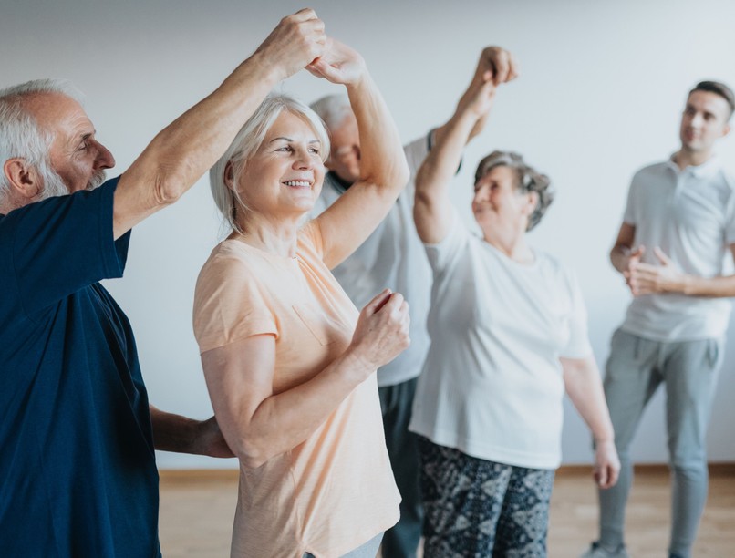 demencia életmód időskor támogató program táplálkozás néptánc