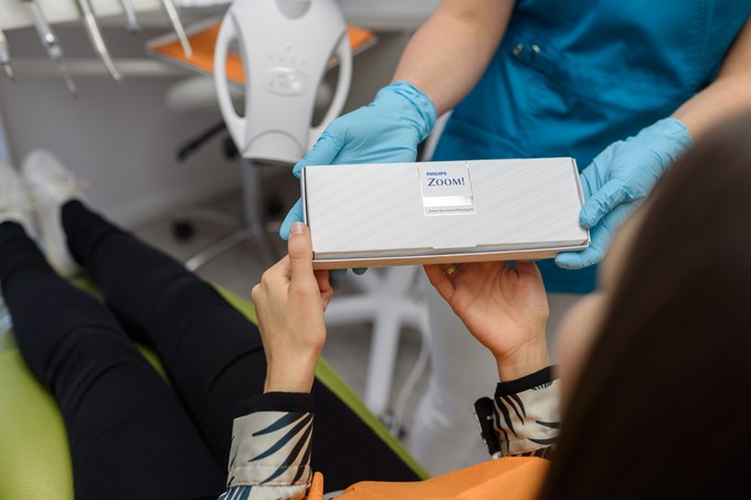 Hogyan őrizd meg mosolyod egészségét – a táplálkozástól a megelőzésig című cikk nyitóképe