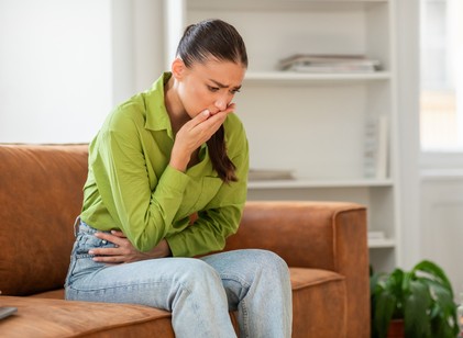 Ezek a kezdődő gyomorfekély tünetei – sokan másnak tulajdonítják őket című cikk nyitóképe