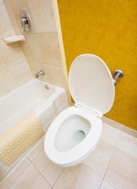 Vigyázzunk! Balesetek a fürdőben és a toalettben