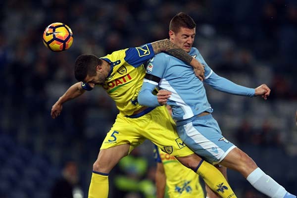 Ezért kell a térdre vigyázni sportolás közben!