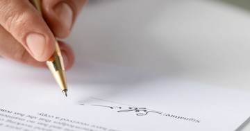 A grafológus szerint ilyen a nárcisztikus emberek aláírása