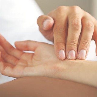 Mire utal a csuklóízületi fájdalom? című cikk nyitóképe