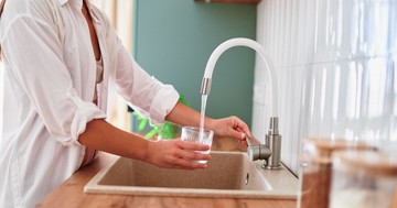  Ennyi vizet kell meginni naponta az életkorunk, állapotunk alapján akár tél van, akár nyár 