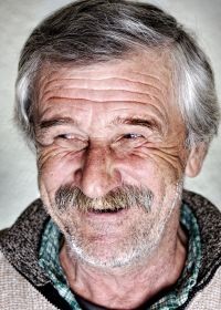 Nagy adag E-vitaminnal az Alzheimer-kór ellen?