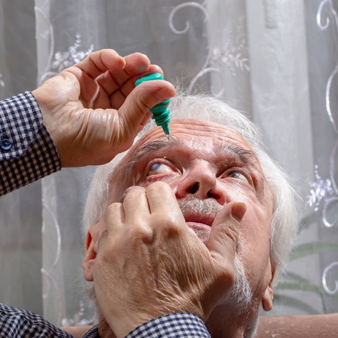 Szürkehályog gyógyítása műtét nélkül: ez az igazság, amit sokan nem akarnak meghallani! című cikk nyitóképe