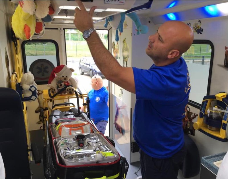 Minden szülő rémálma: megszólalt a légzésfigyelő, mert nem lélegzett a kisbaba Budapesten