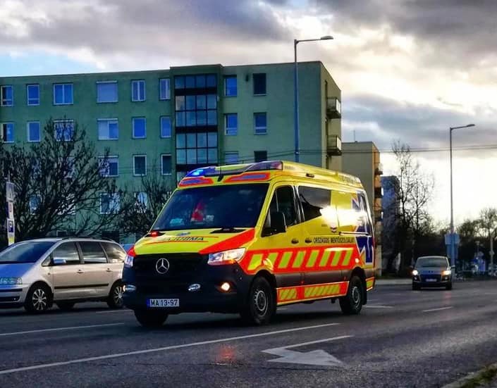 A boltban esett össze - így találtak rá a vásárlók