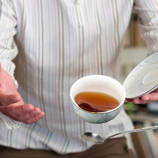 Parlagfűből tea? Inkább ne! – Ezt mindenképp tudnia kell, mielőtt csészébe öntené a gyomnövényt című cikk nyitóképe