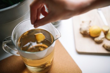 Hurutos vagy száraz köhögés kínozza? Ezek a legjobb házi praktikák