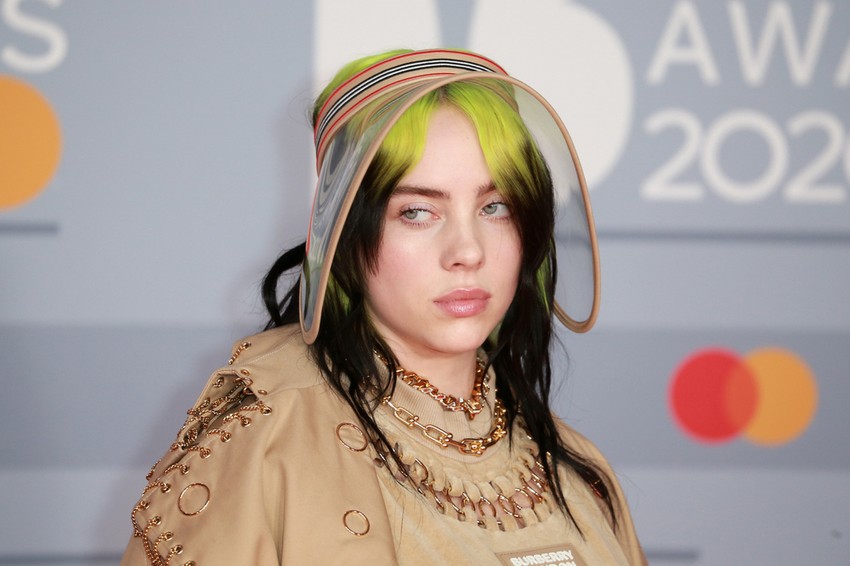 A 20 éves Billie Eilish  néhány héttel ezelőtt David Letterman amerikai televíziós műsorvezetőnek mesélt arról, hogy Tourette-szindrómája van. 