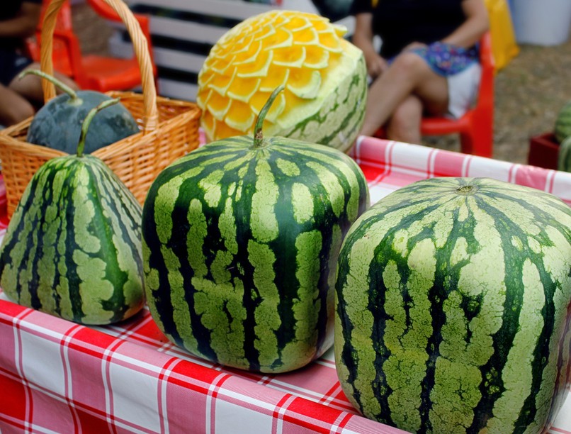 görögdinnye, kocka görögdinnye, kocka alakú gyümölcs, kocka alakú zöldség