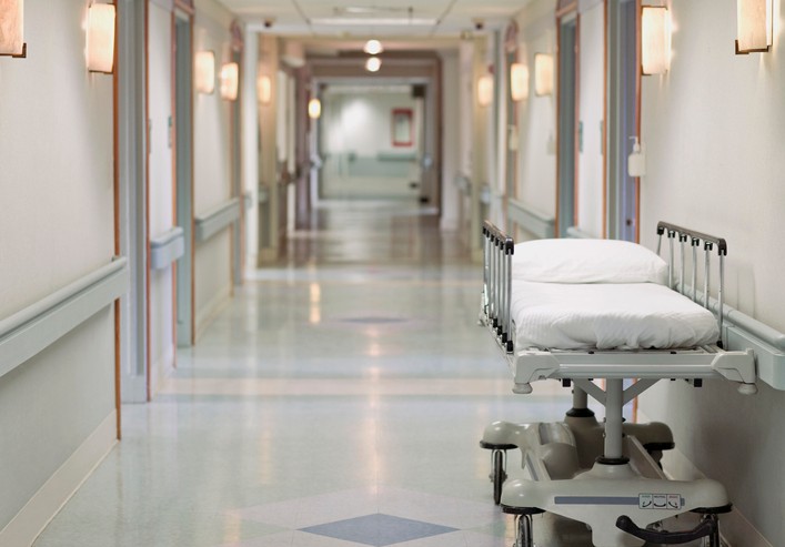 Nagyot hibáztak a kórházban, meghalt a koronavírusos kismama és a babája