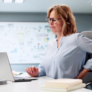 Hátfájás, derékfájás: így teheti tönkre a munkahely az egészségünket című cikk nyitóképe