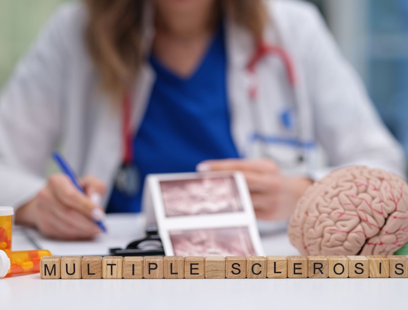 szklerózis multiplex korai tünetei kutatás