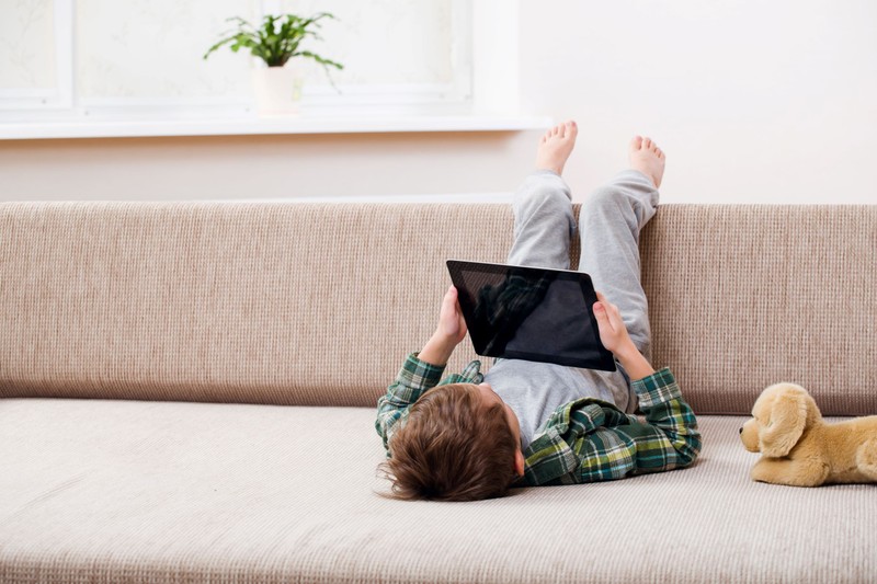 Digitális kütyüvel a hiszti ellen: rövidtávú megoldás, hosszútávú gondok