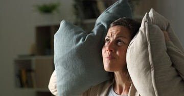 Többször érzi azt, hogy zúg a füle? Így derítheti ki, mi okozza