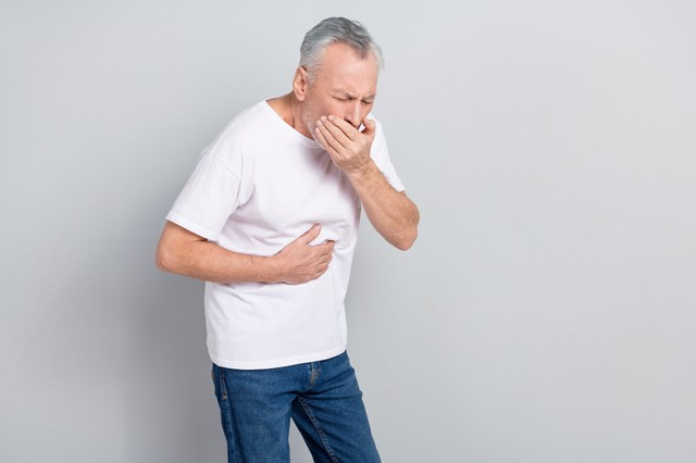 Ha ilyen a hányás színe, az gyomorrákot jelezhet