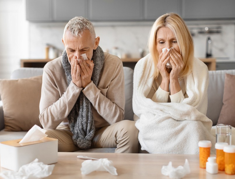 visszatartott tüsszentés garatrepedés