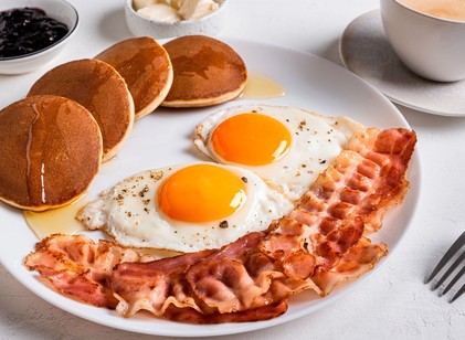 7 étel és ital, ami csökkentheti a vérnyomáscsökkentő gyógyszerek hatékonyságát című cikk nyitóképe