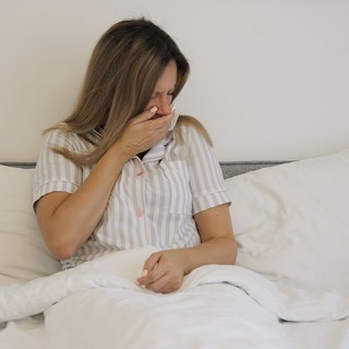 Éjszakai köhögés: ilyen, amikor a szervezete vészjelzést küld című cikk nyitóképe