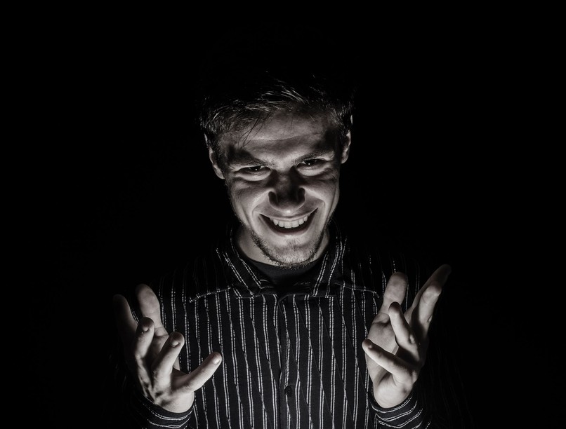 sötét triád jelek nárcizmus 