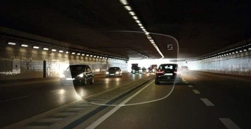 Vezetés sötétben: ezekre figyeljen, hogy ne legyen baj!