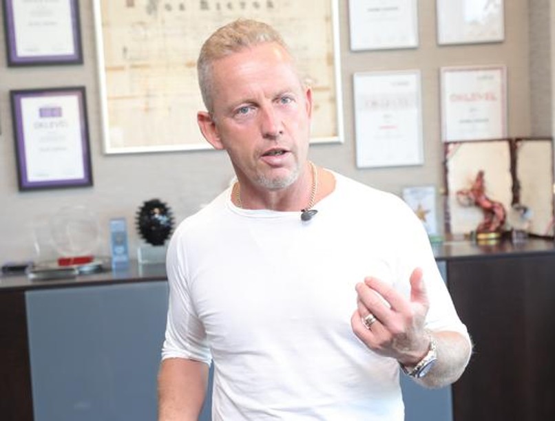 Schobert Norbi, update, GVH, bírság