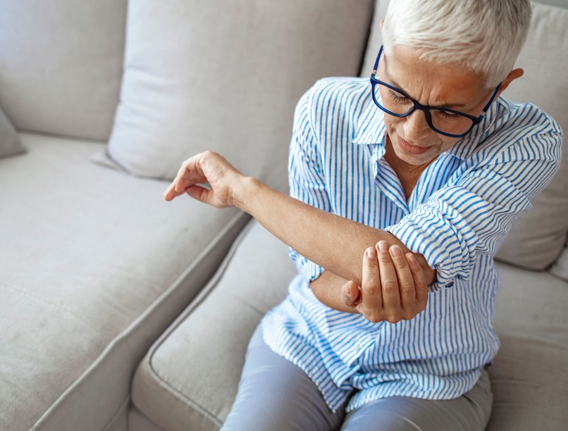 könyökfájdalom oka teniszkönyök tünete izomgyengeség jele