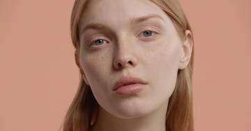  Mit jelent pszichológiai szempontból az, ha valaki nem sminkeli magát? 