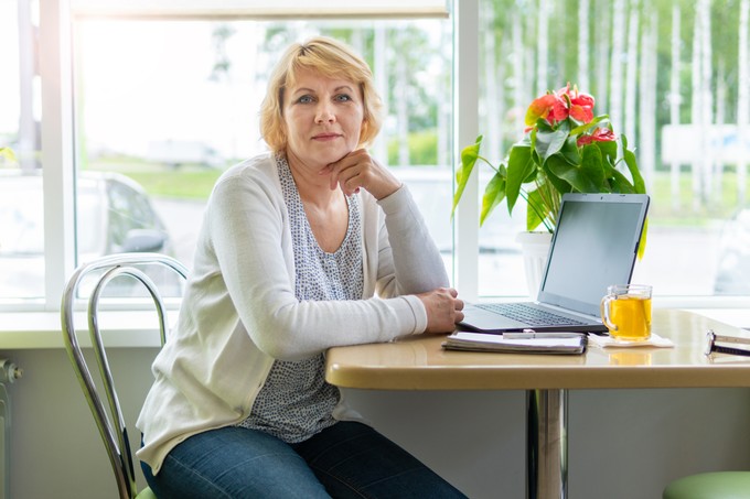 Amikor már azt hitte, túl van rajta: váratlan panaszok 50 felett című cikk nyitóképe