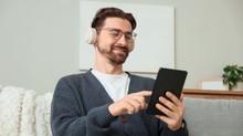Több tízezer e-könyv válik ingyenesen elérhetővé a látássérülteknek című cikk nyitóképe