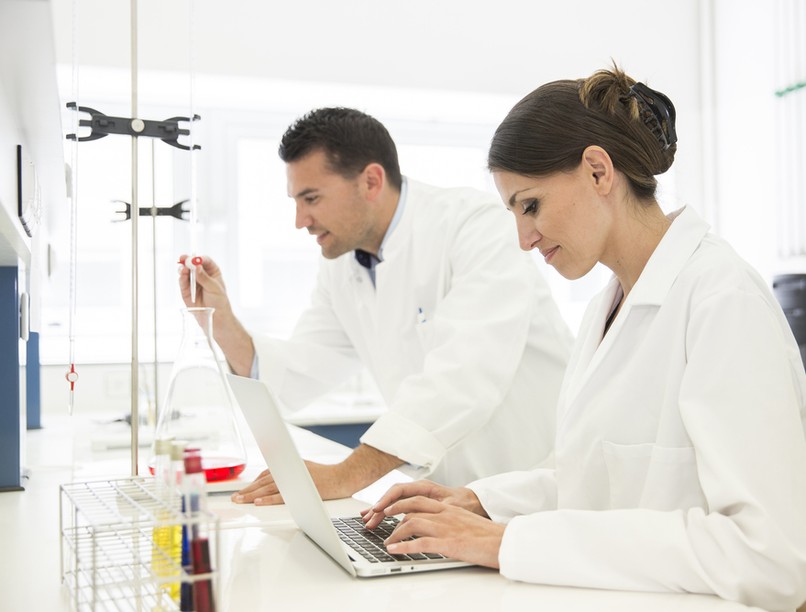 Klinikai vizsgálatok, gyógyszerfejlesztés, DRC, Balatonfüred